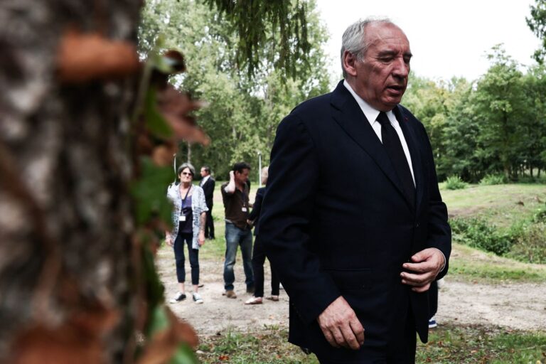 FRANCE-POLITICS-GOVERNMENT-UNIONS
